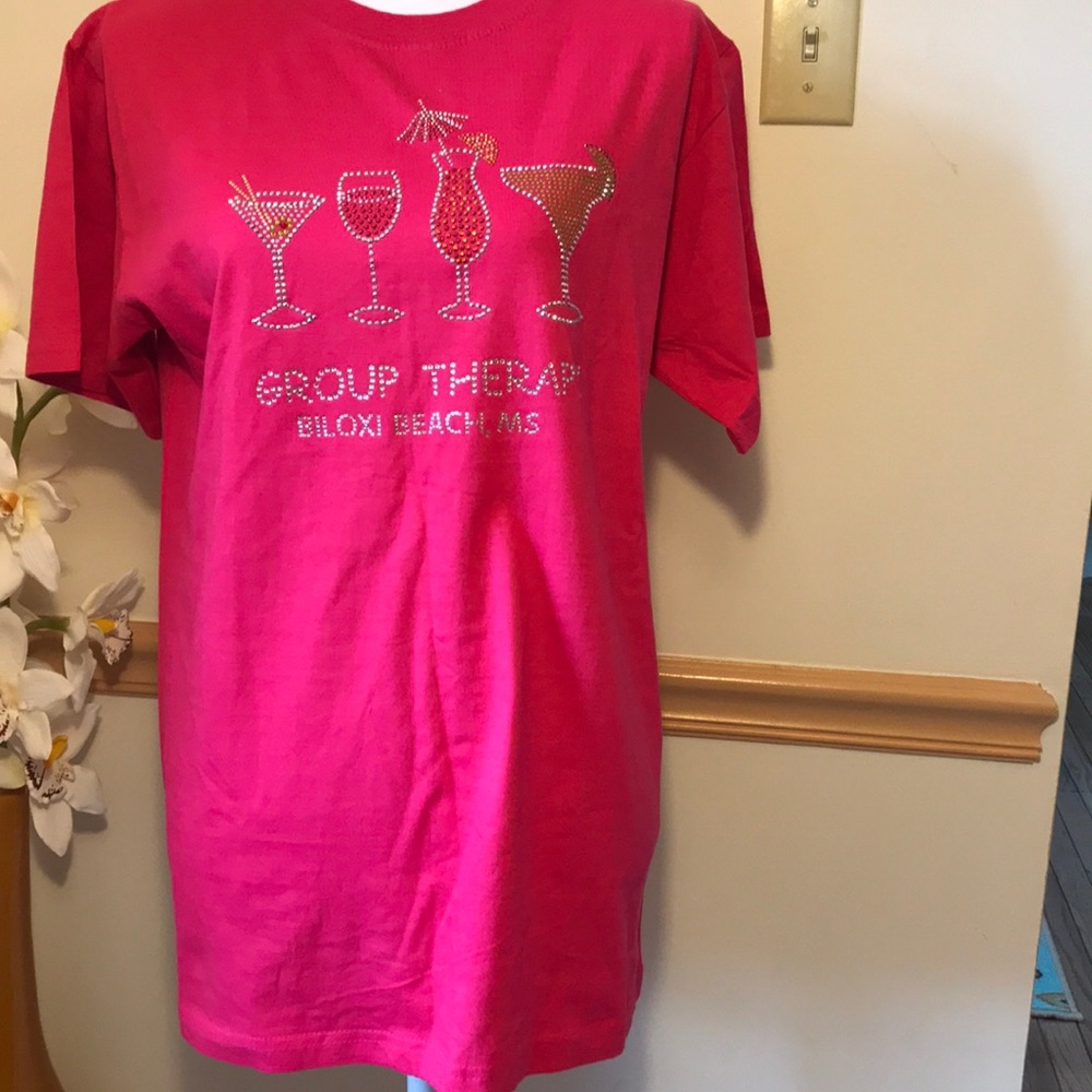 Tee shirt 👚  Summer fun, drinks🍷 🍹